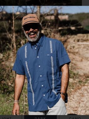 Texas Standard GUAYABERA LIBRE shirt